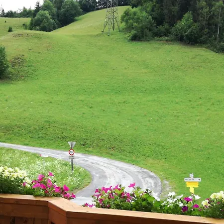 Schnell Apartment *