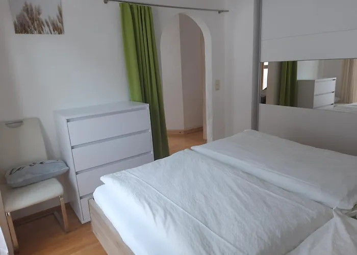 Schnell * Φλαχάου